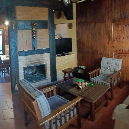Casa Rural La Casa De Los Pollos Turrubuelo Esterno foto